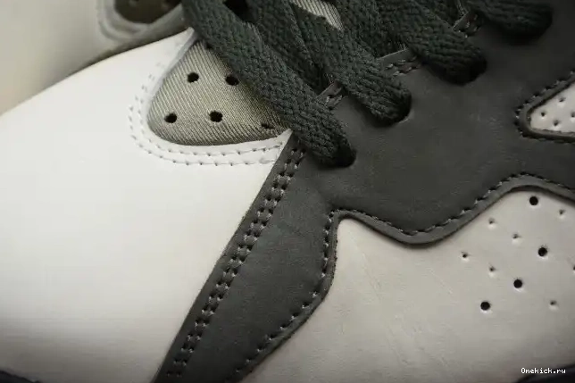 One Kick x Icicle Patta AT3375-100 Air 7 Jordan 0702